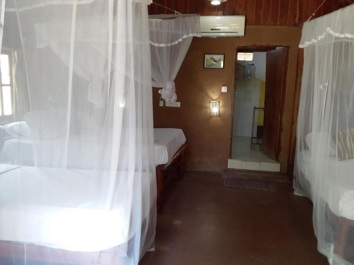 Kirinda Beach Resort, Yala Екстериор снимка