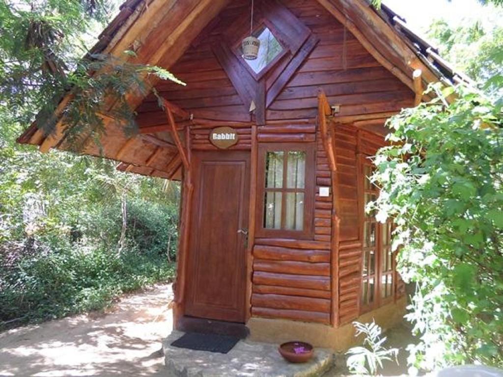 Kirinda Beach Resort, Yala Екстериор снимка