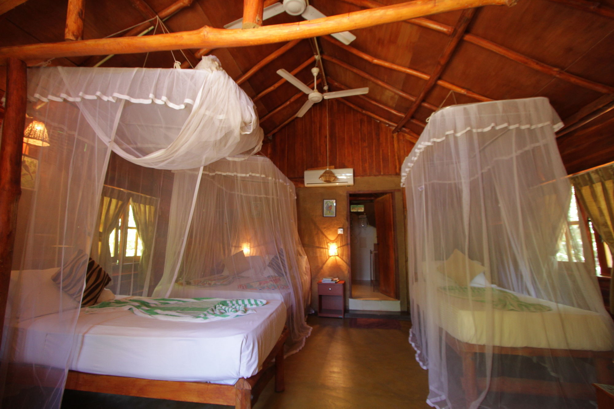 Kirinda Beach Resort, Yala Екстериор снимка